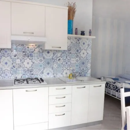 Apartment Studio-apartment In Der Naehe Des Zentrums Von *