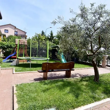 Apartment Studio-apartment In Der Naehe Des Zentrums Von